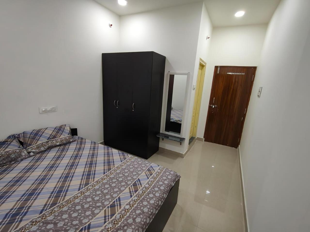 Villa Leo'S Den 9 Guests Ac 3Bhk 9 Mins To Rgia Shamshabad Exterior foto