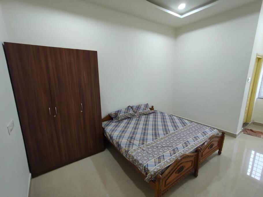 Villa Leo'S Den 9 Guests Ac 3Bhk 9 Mins To Rgia Shamshabad Exterior foto
