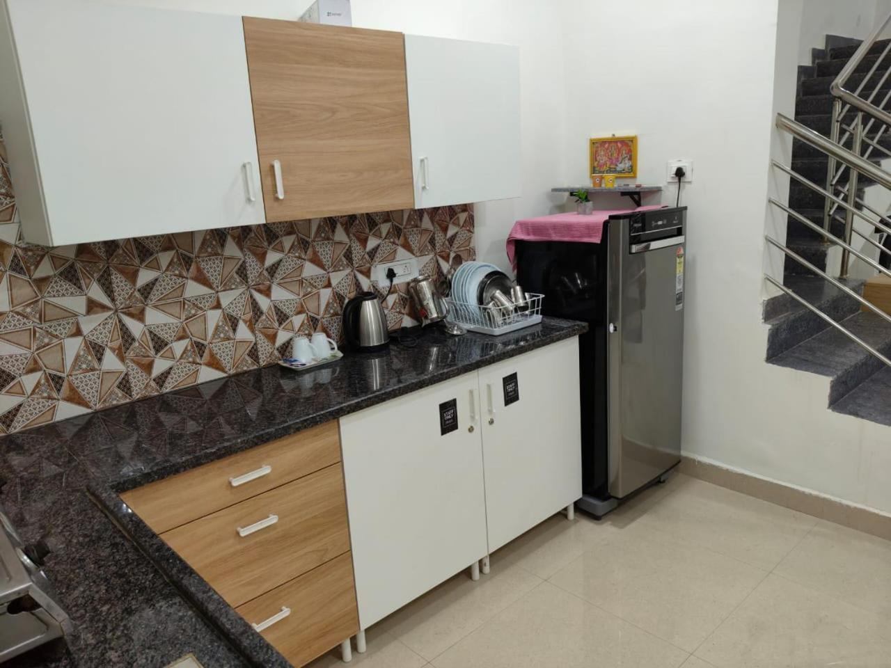 Villa Leo'S Den 9 Guests Ac 3Bhk 9 Mins To Rgia Shamshabad Exterior foto